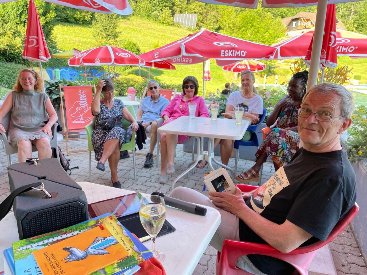 Hier ist ein Bild von einer Leseaktion.