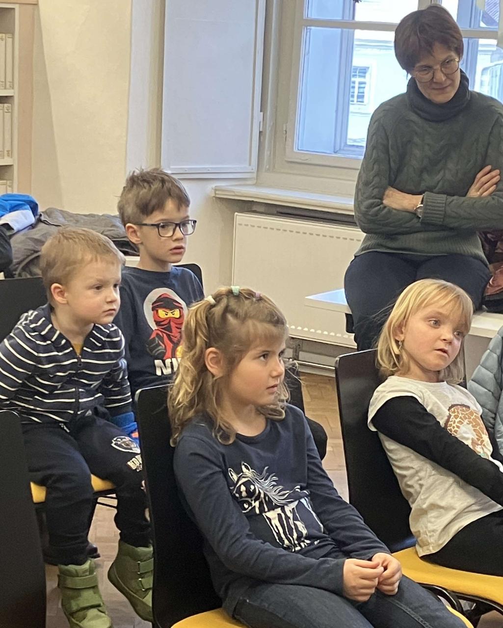 Hier ist ein Bild von einer Veranstaltung zu sehen.